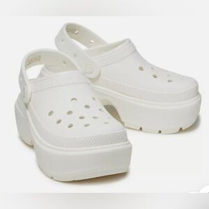 Crocs Stomp Vlogs Platform Clogs Chalk size 8Mens/ 10 Women-NWT